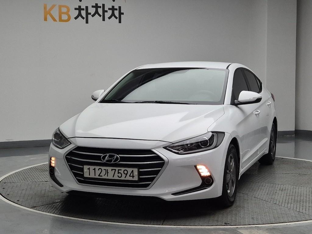 HYUNDAI Avante 2017 Blanco - Importación desde Corea - HF Imports Iquique - Foto 1