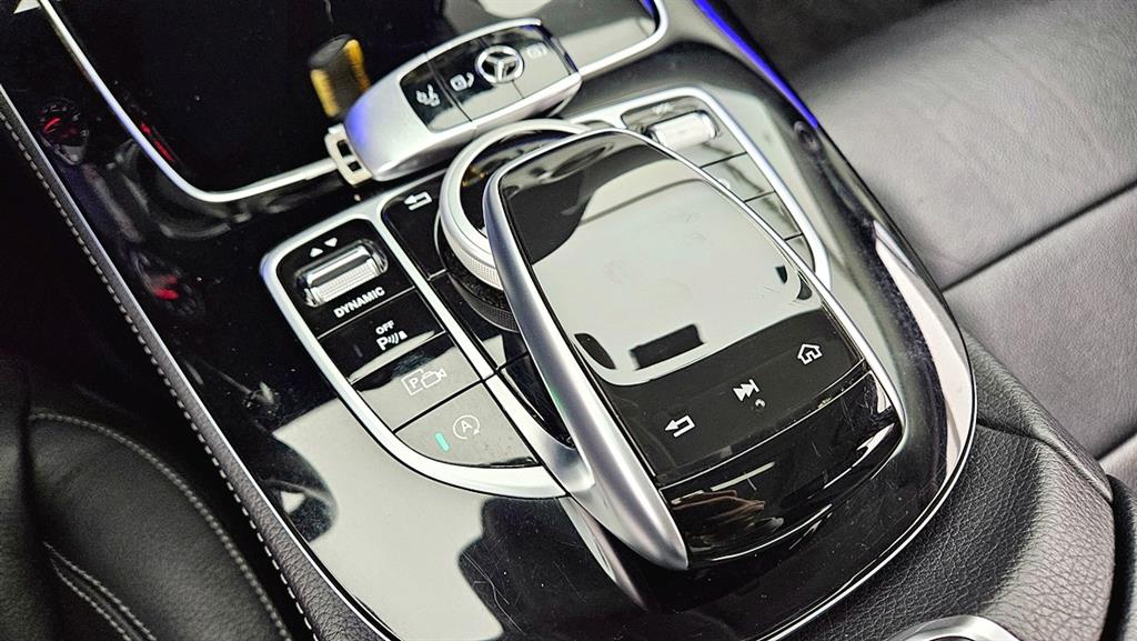 Mercedes Benz E class - Vista 12