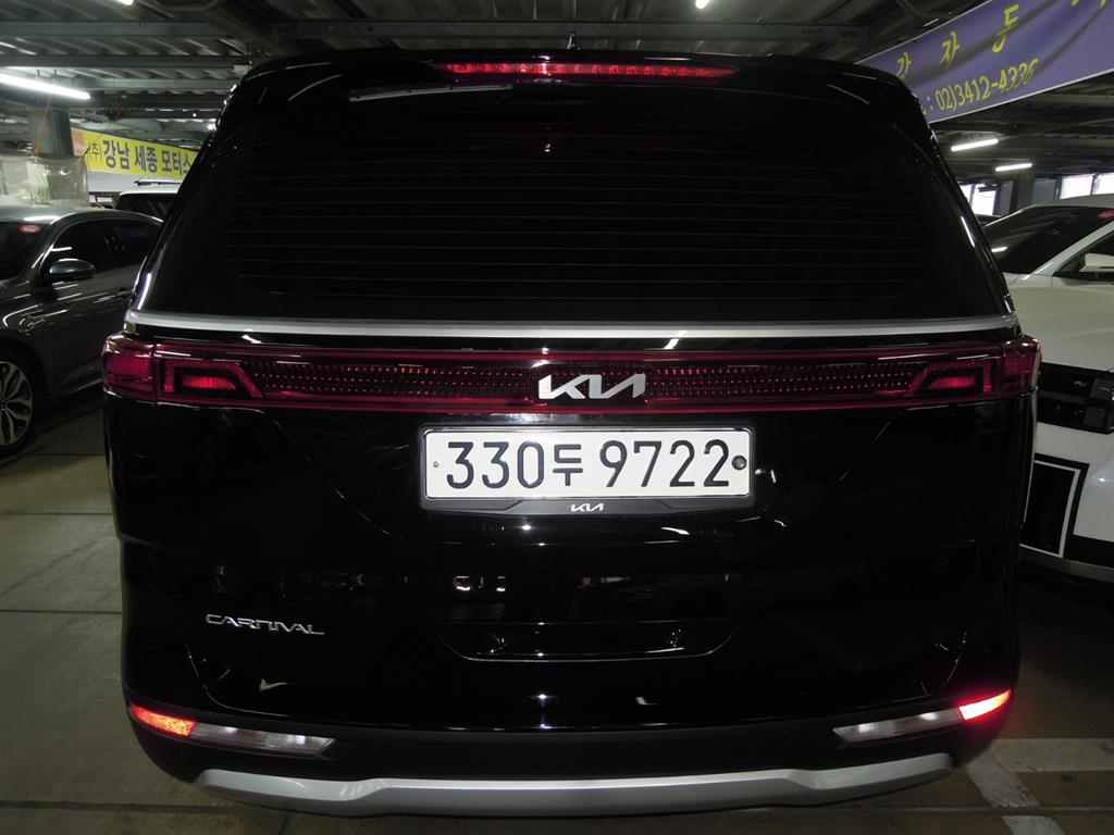 KIA Carnival - Vista 7