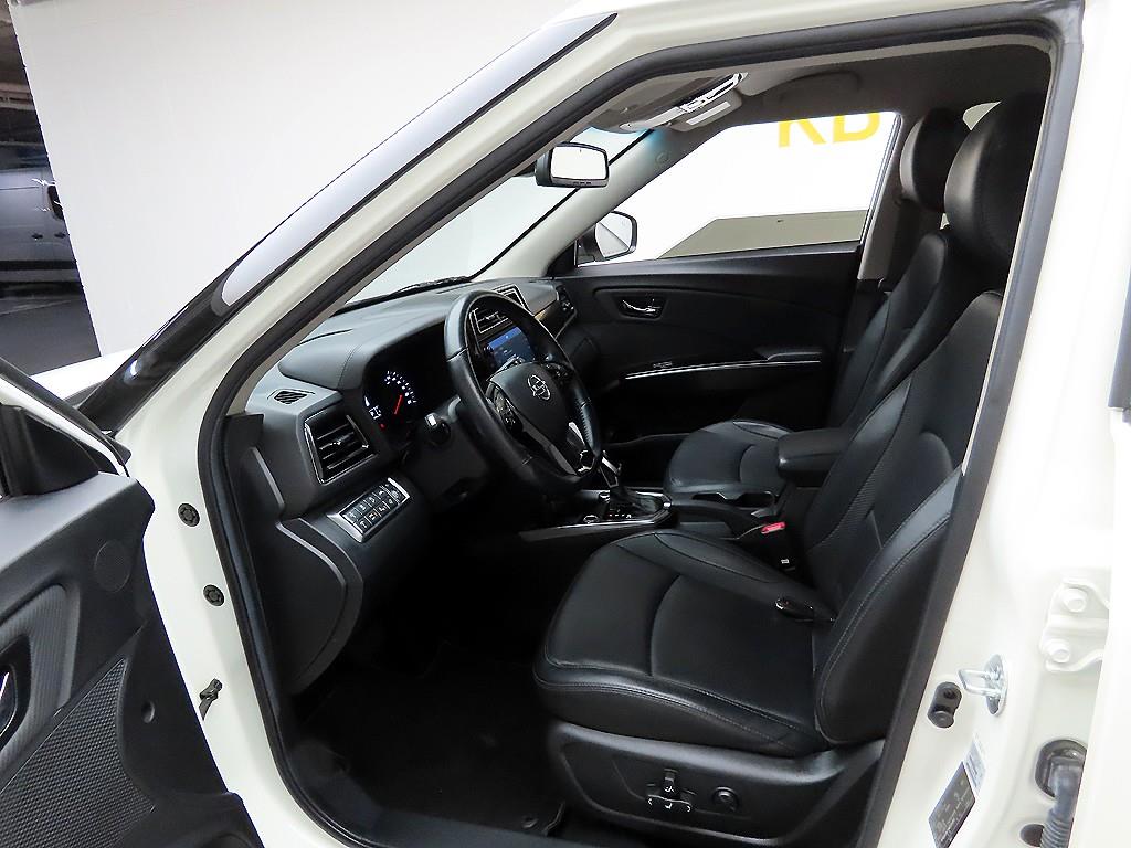 Ssangyong Tivoli 2022 Blanco - Importación desde Corea - HF Imports Iquique - Foto 15