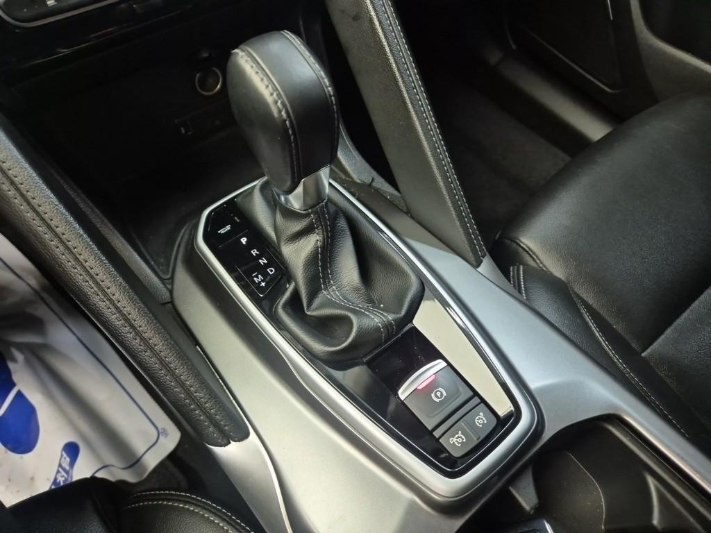 SAMSUNG QM6 - Vista 8