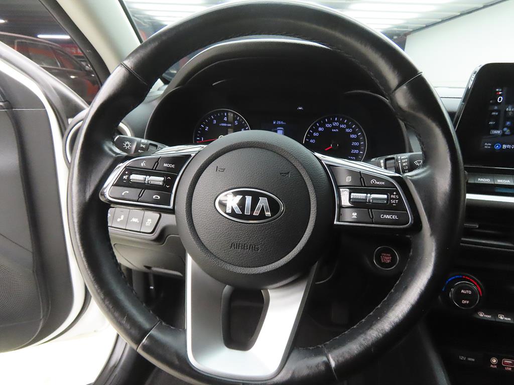 KIA K3 - Vista 8