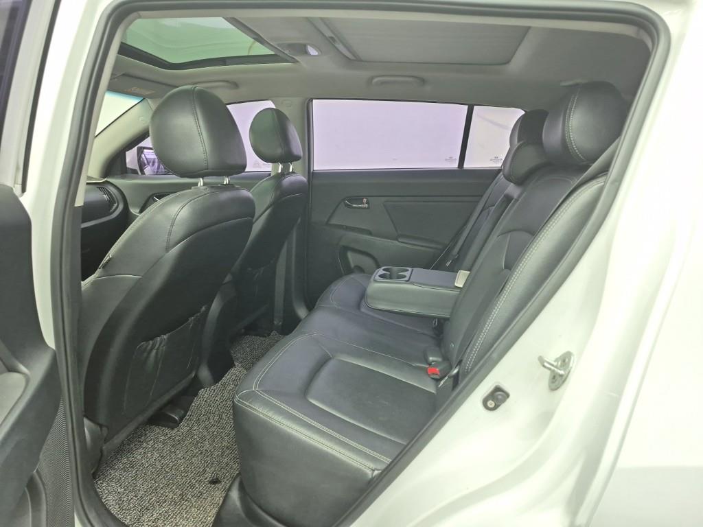 KIA Sportage - Vista 12