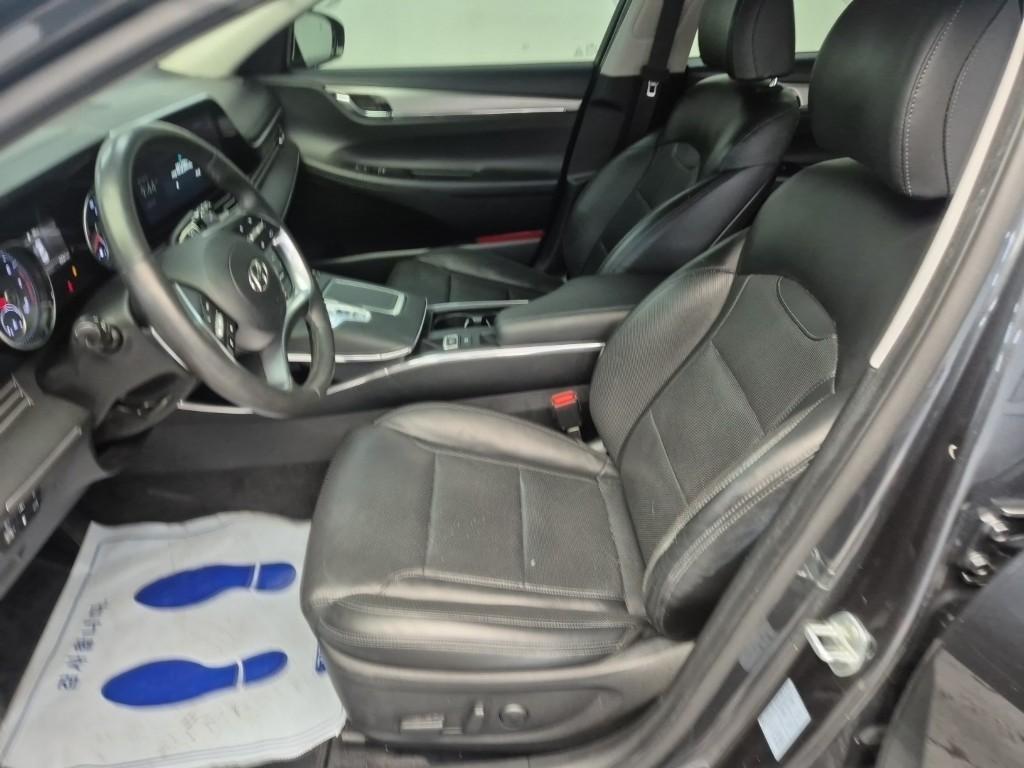 HYUNDAI Grandeur - Vista 11