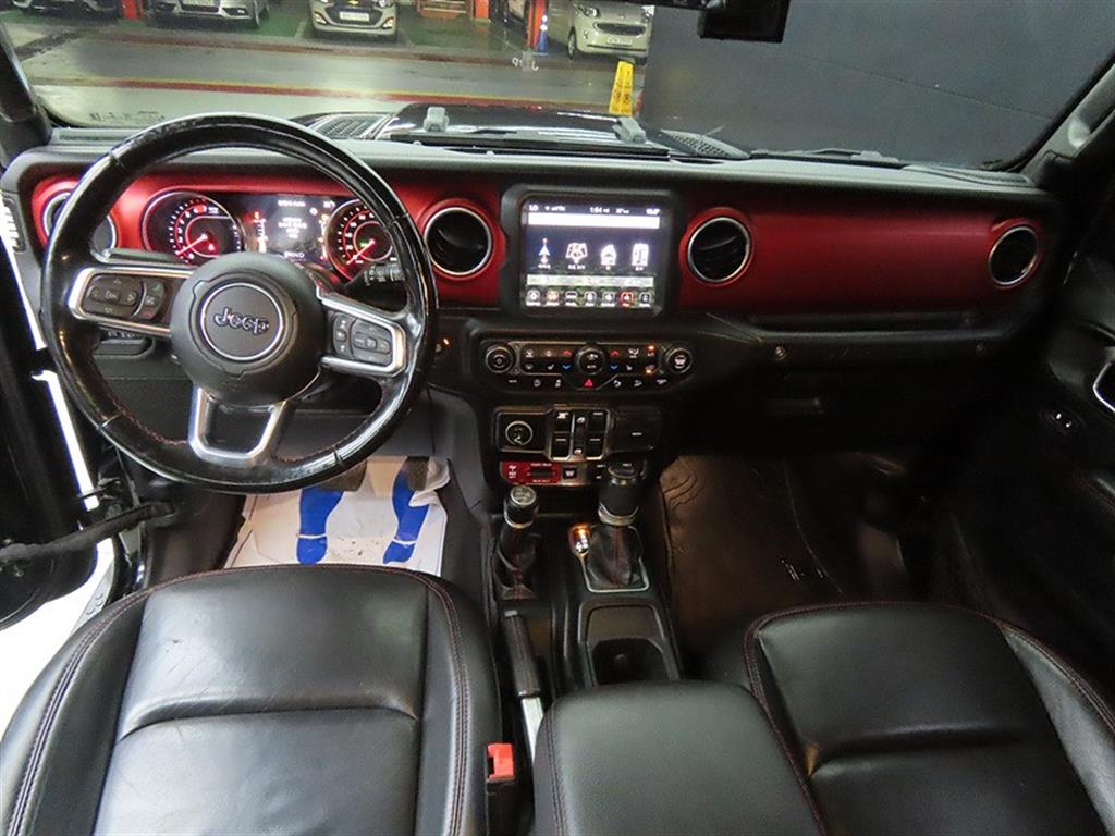 Jeep Wrangler - Vista 6