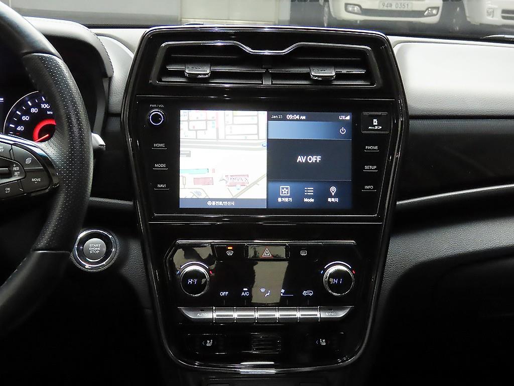 Ssangyong Tivoli - Vista 9