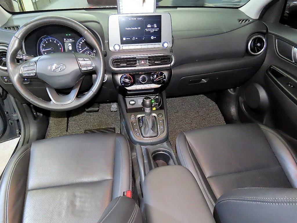 HYUNDAI Kona - Vista 9