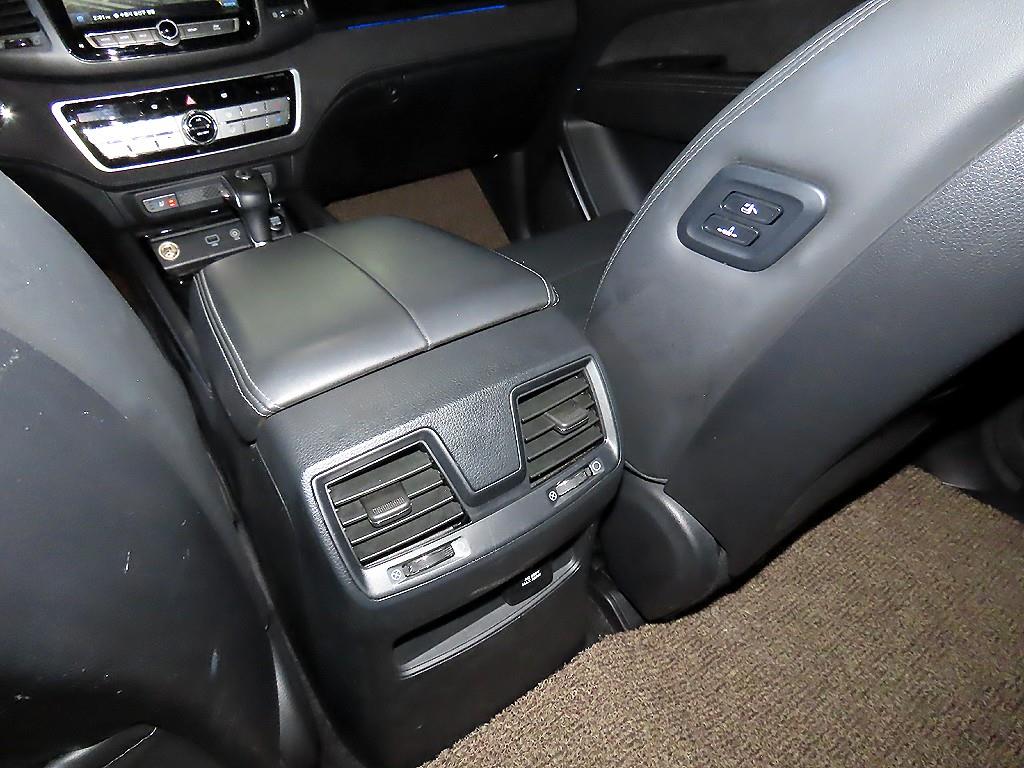 Ssangyong Rexton 2020 Negro - Importación desde Corea - HF Imports Iquique - Foto 15