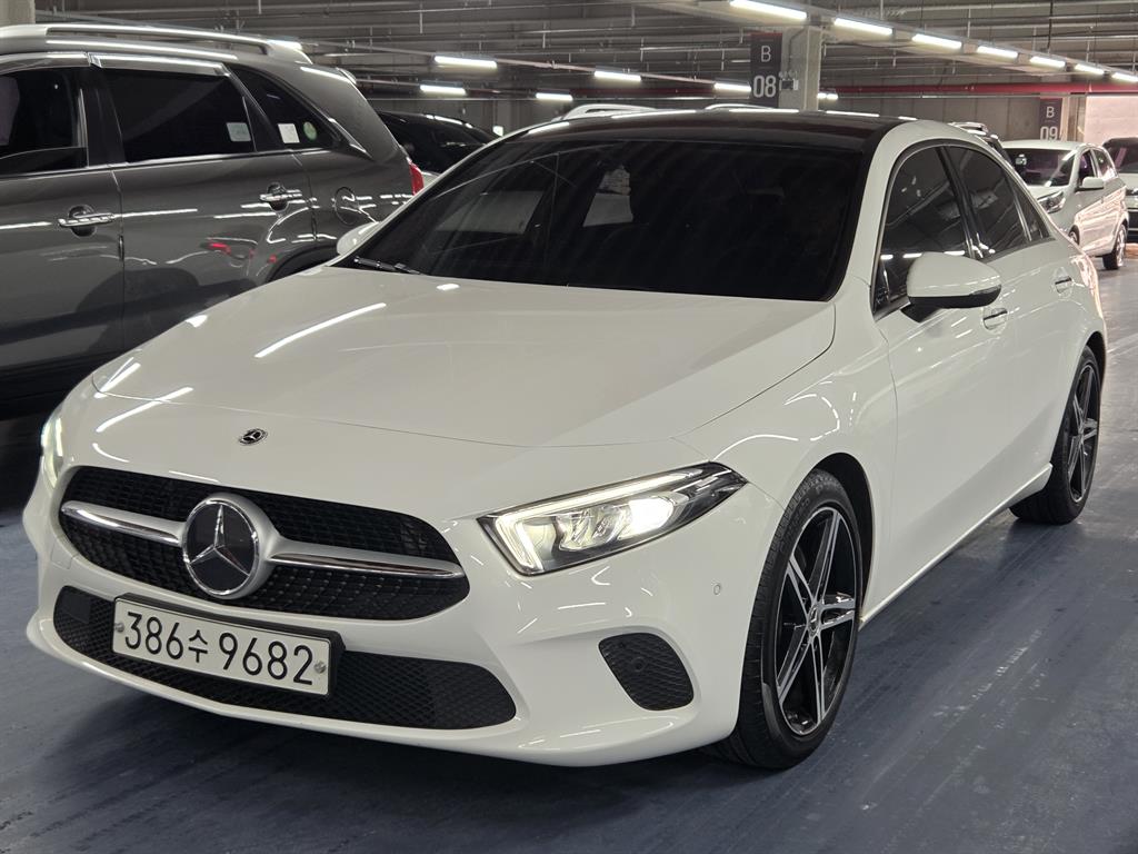 Mercedes Benz A Class 2020 Blanco - Importación desde Corea - HF Imports Iquique - Foto 1