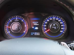 HYUNDAI i40 - Vista 10