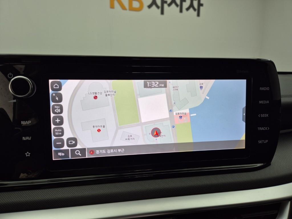 KIA K5 2022 Negro - Importación desde Corea - HF Imports Iquique - Foto 13