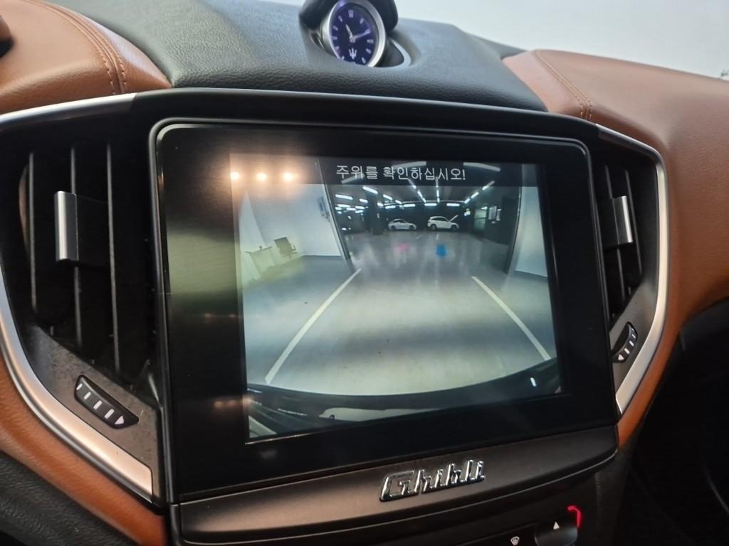 Maserati Ghibli 2018 Negro - Importación desde Corea - HF Imports Iquique - Foto 14