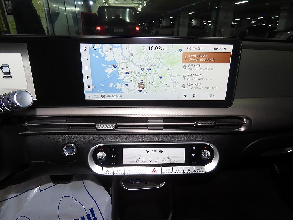 Genesis GV60 - Vista 11