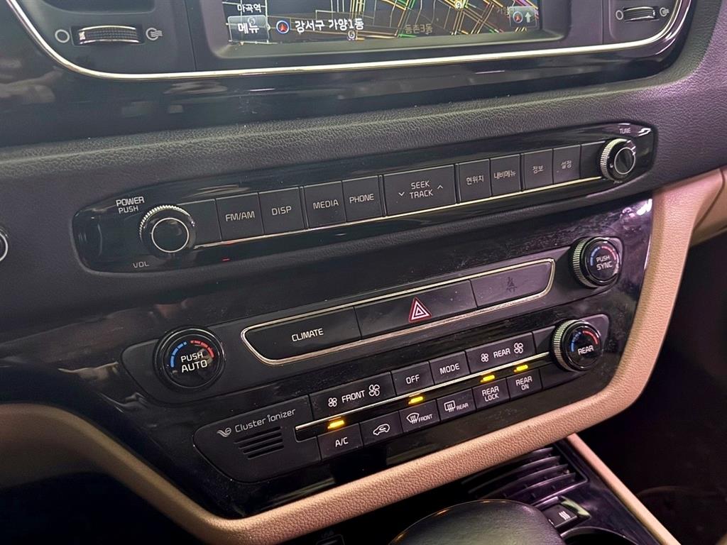 KIA Carnival 2018 Negro - Importación desde Corea - HF Imports Iquique - Foto 13