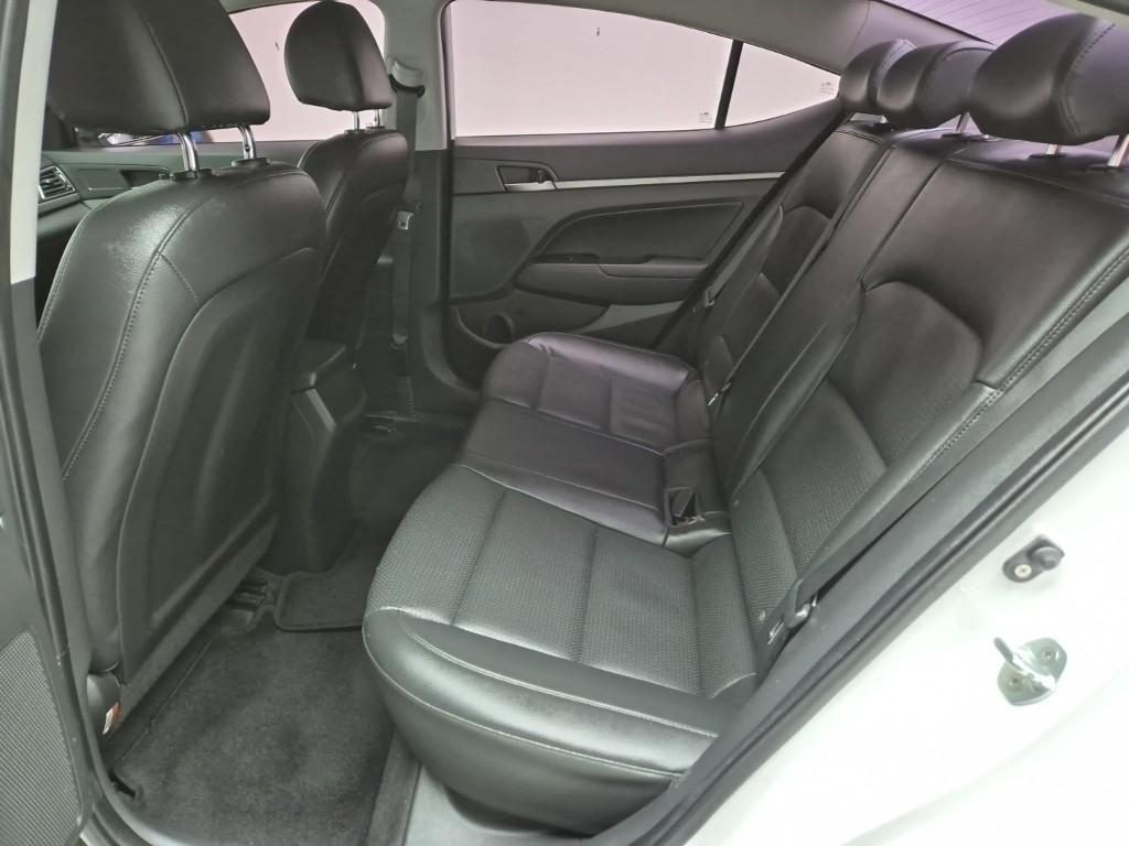 HYUNDAI Avante 2017 Blanco - Importación desde Corea - HF Imports Iquique - Foto 14