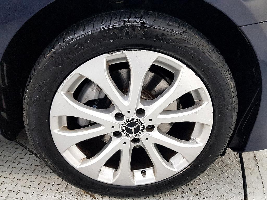 Mercedes Benz E class 2018 Azul - Importación desde Corea - HF Imports Iquique - Foto 20