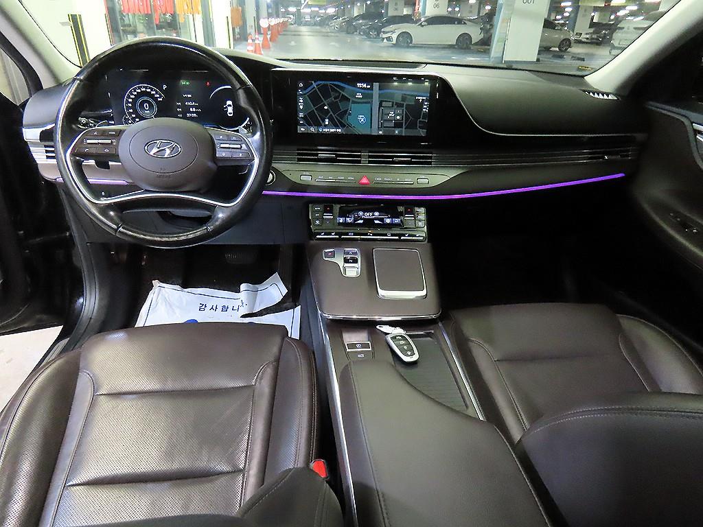 HYUNDAI Grandeur - Vista 10