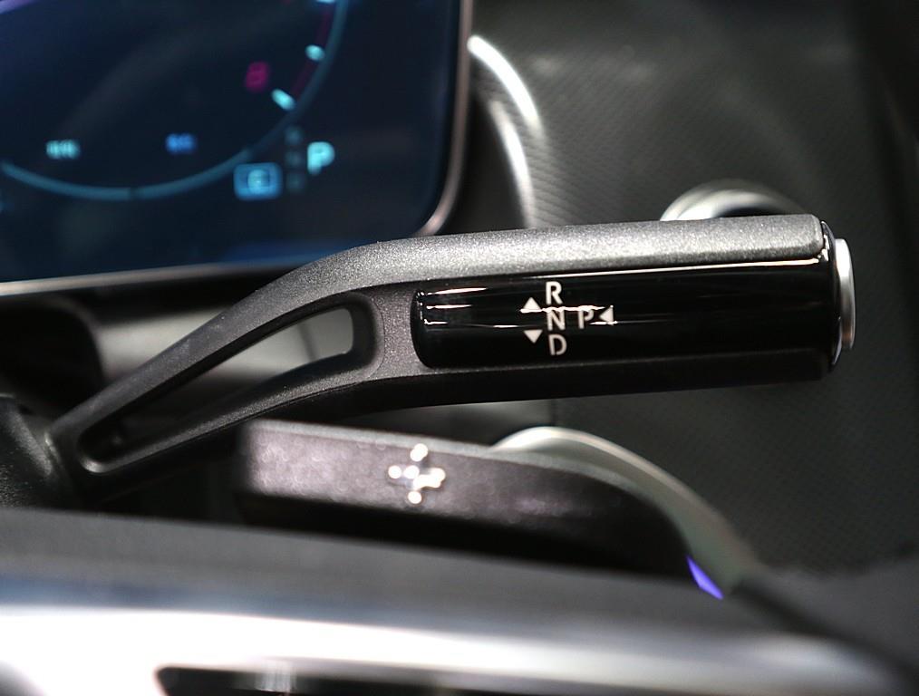 Mercedes Benz GLC Class - Vista 12