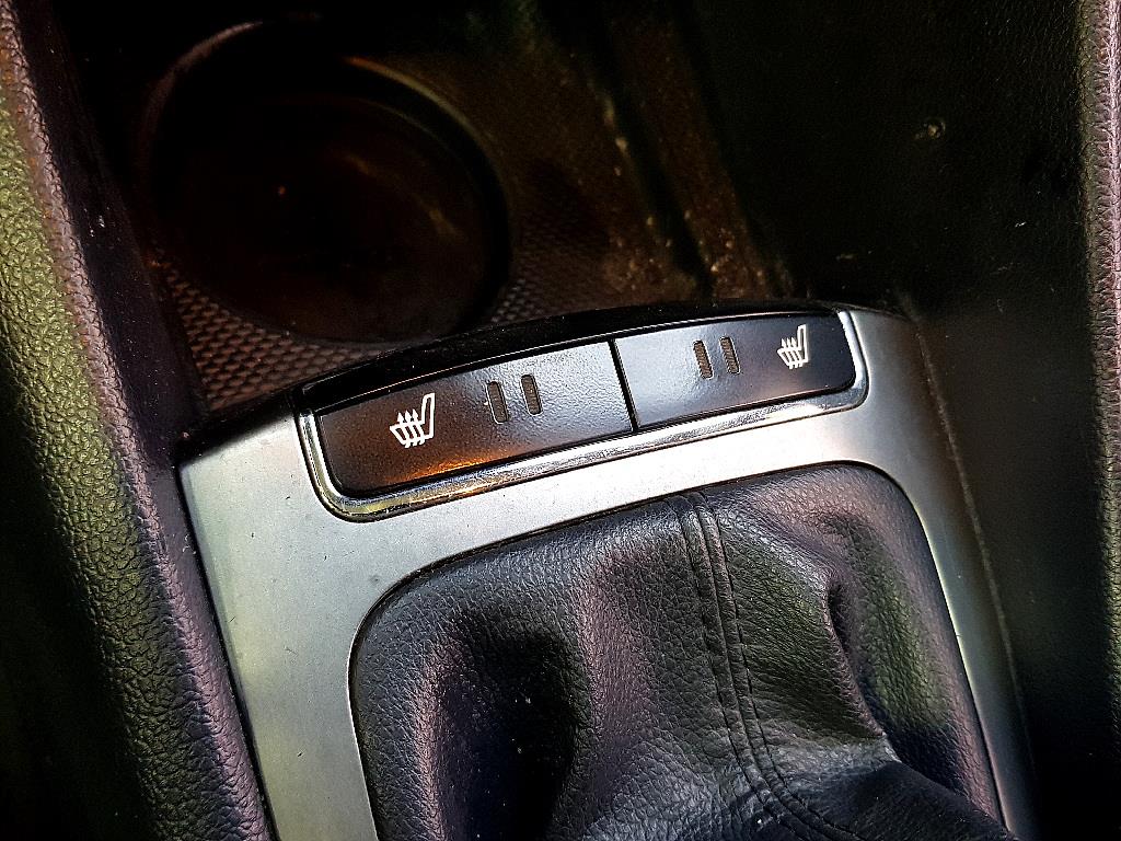 KIA Pride 2014 Plateado - Importación desde Corea - HF Imports Iquique - Foto 15