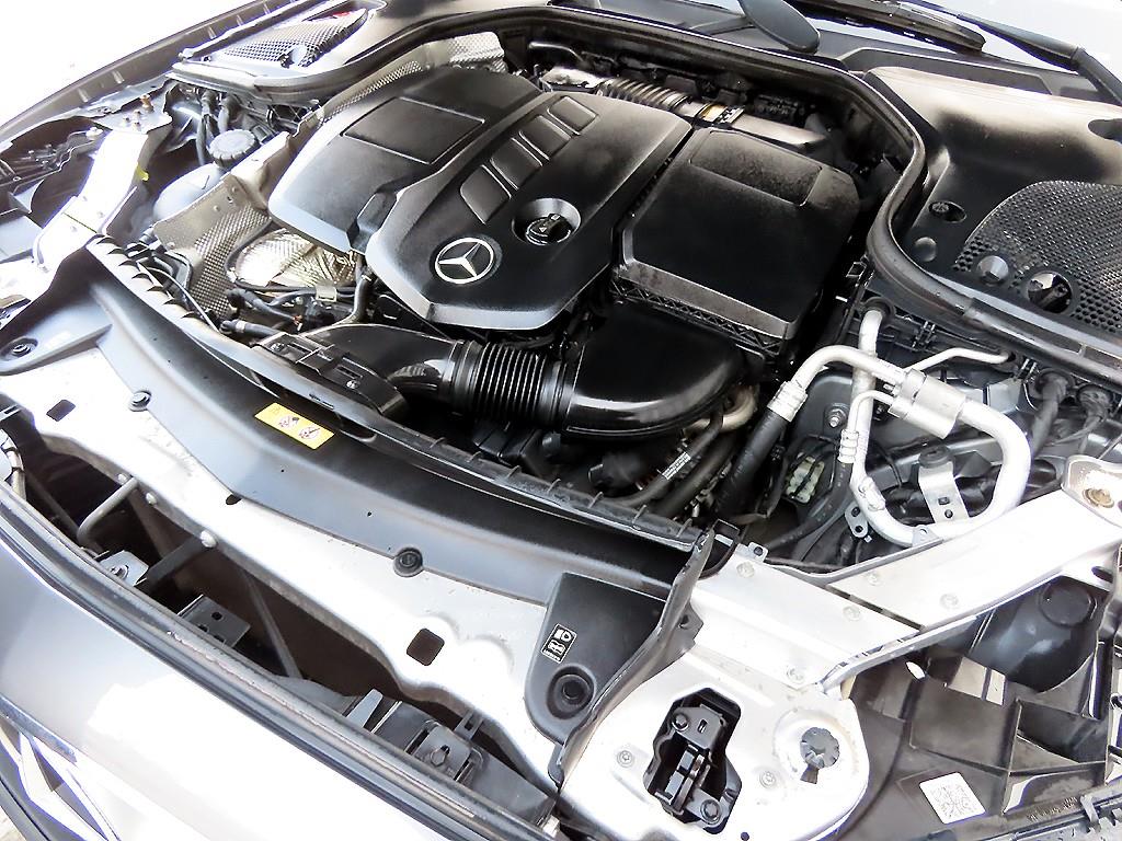 Mercedes Benz E class 2019 Gris - Importación desde Corea - HF Imports Iquique - Foto 19