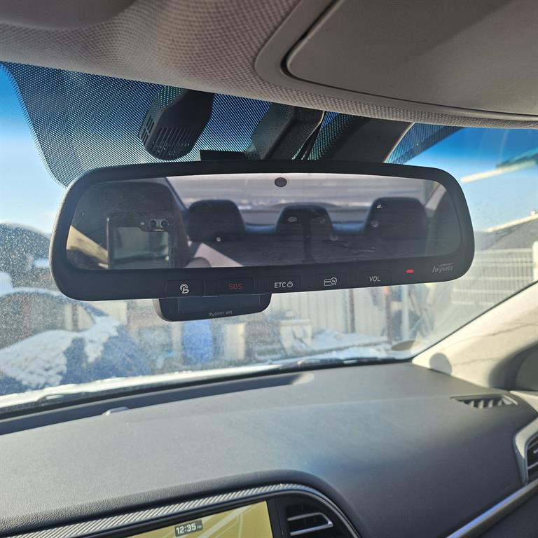 HYUNDAI Avante - Vista 7