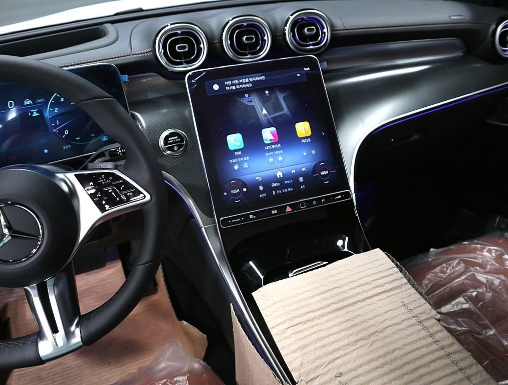 Mercedes Benz GLC Class - Vista 11