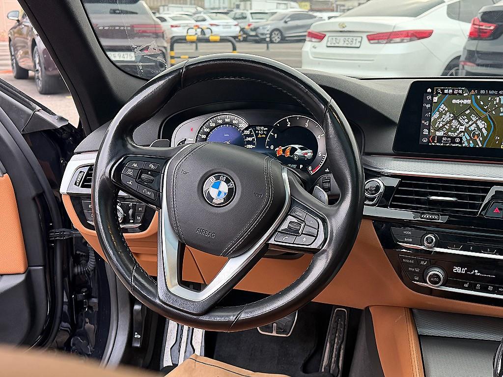 BMW 5 Series - Vista 8