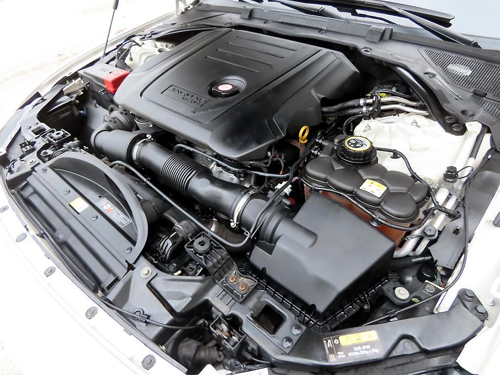 Jaguar XE 2017 Blanco - Importación desde Corea - HF Imports Iquique - Foto 18