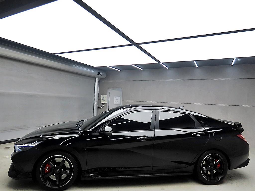 HYUNDAI Avante - Vista 4