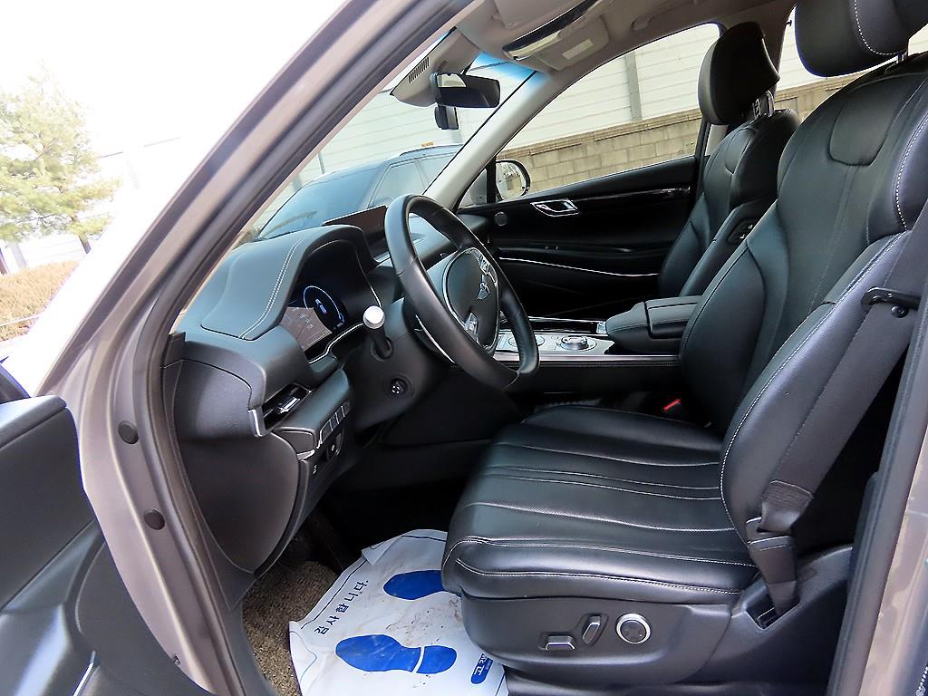 Genesis GV80 - Vista 5