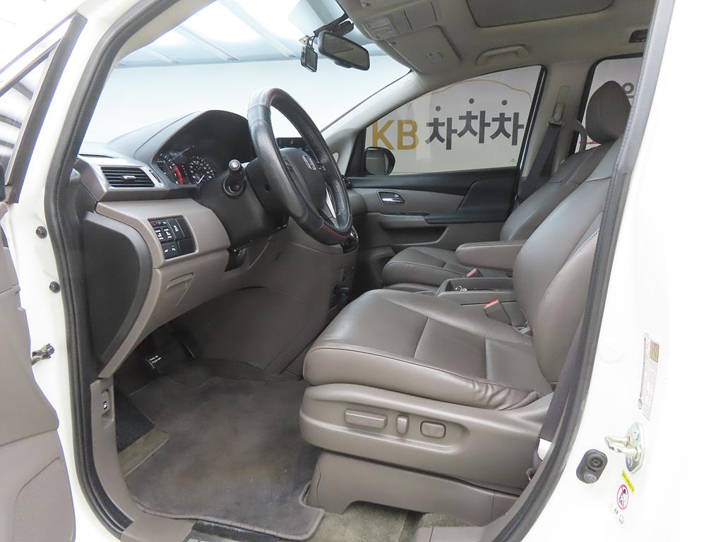 Honda Odyssey - Vista 5