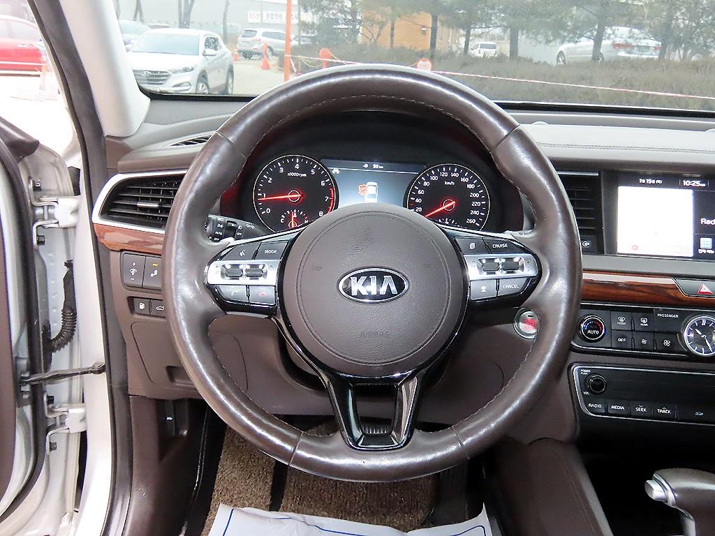 KIA K7 - Vista 8