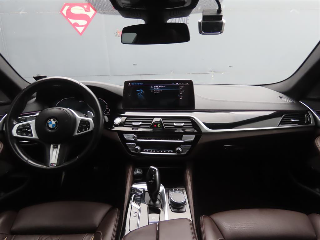 BMW 5 Series 2021 Gris - Importación desde Corea - HF Imports Iquique - Foto 8