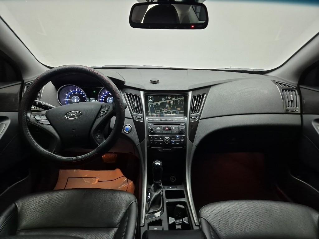 HYUNDAI Sonata - Vista 7