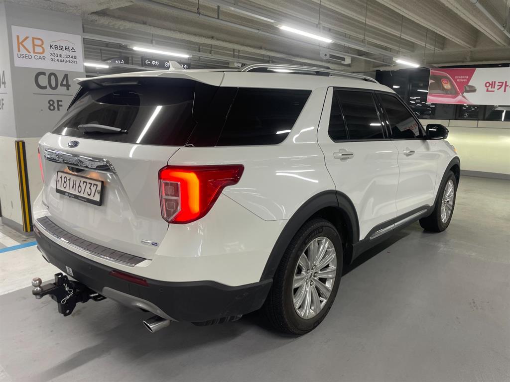 Ford Explorer - Vista 5
