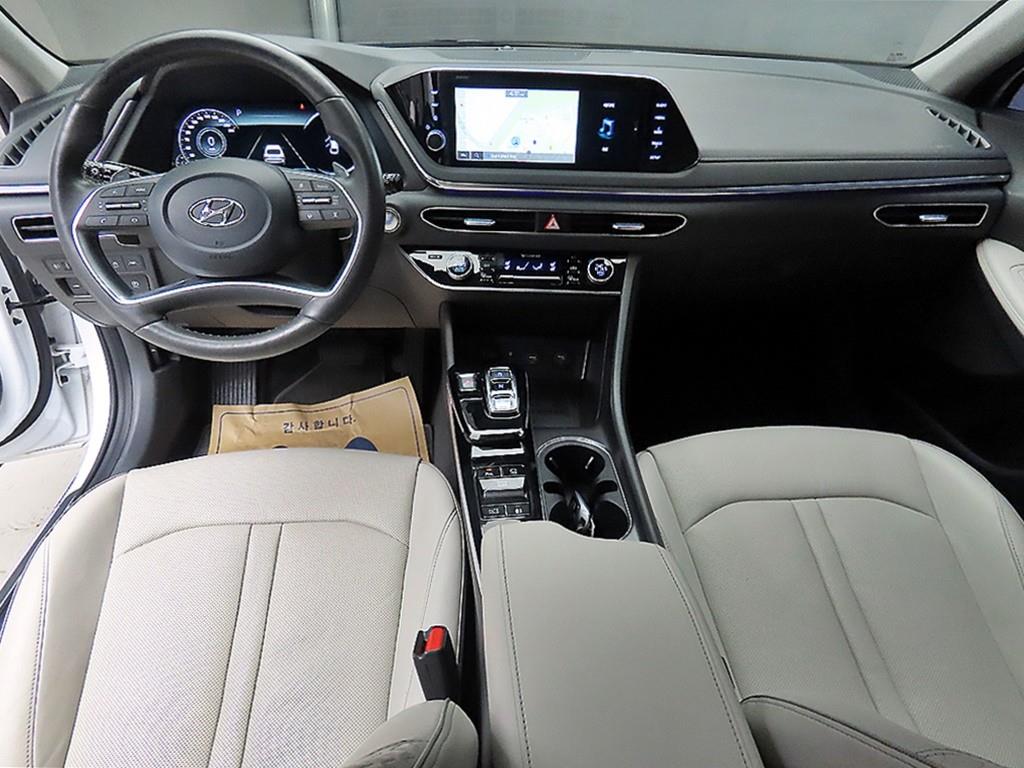 HYUNDAI Sonata - Vista 7