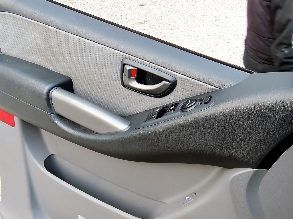 HYUNDAI Starex 2017 Negro - Importación desde Corea - HF Imports Iquique - Foto 13