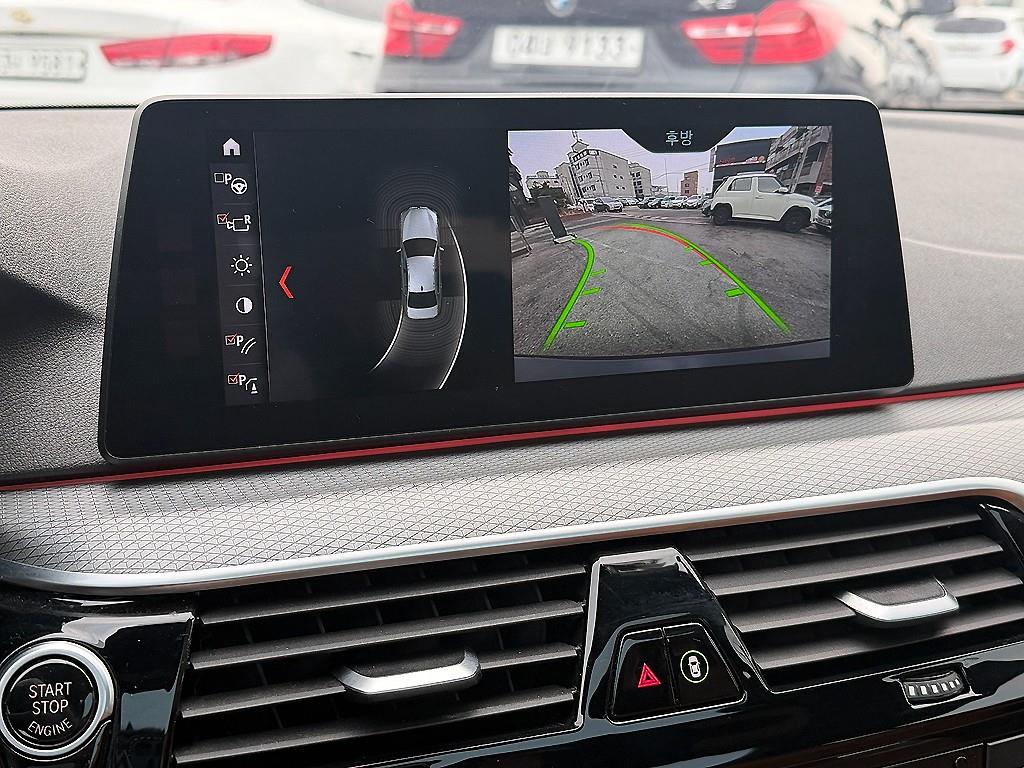 BMW 5 Series 2018 Negro - Importación desde Corea - HF Imports Iquique - Foto 17