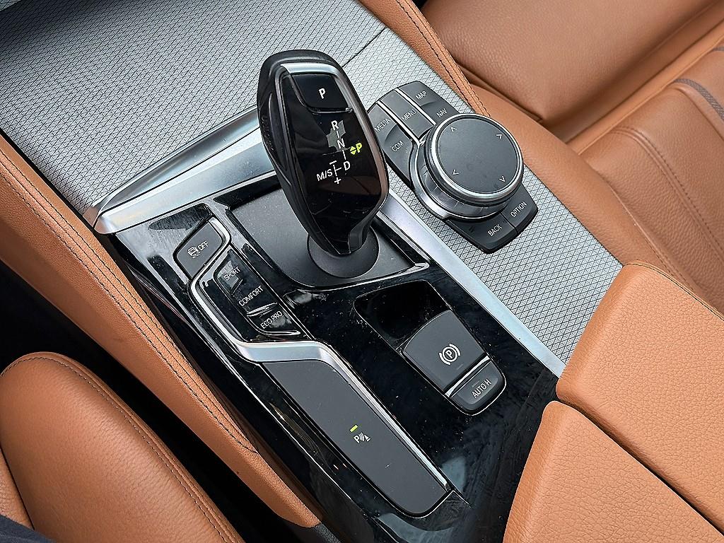 BMW 5 Series - Vista 11