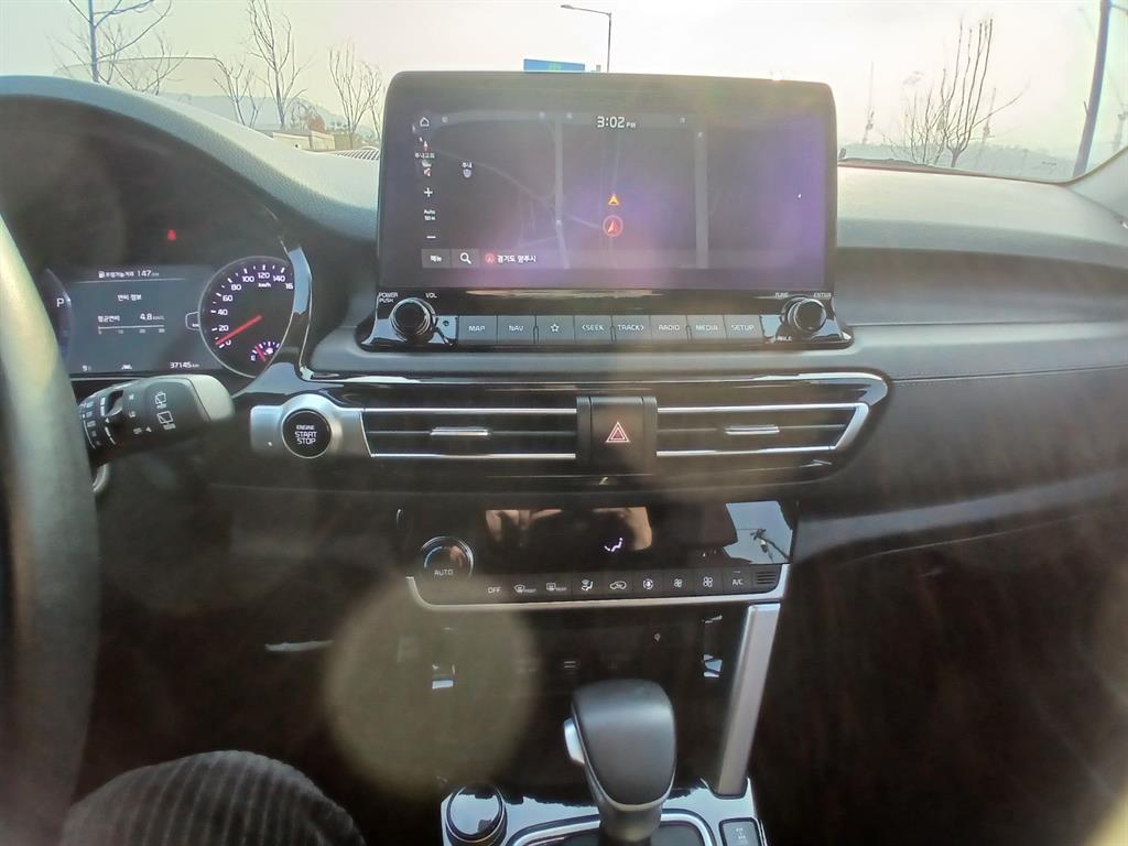 KIA Seltos - Vista 9