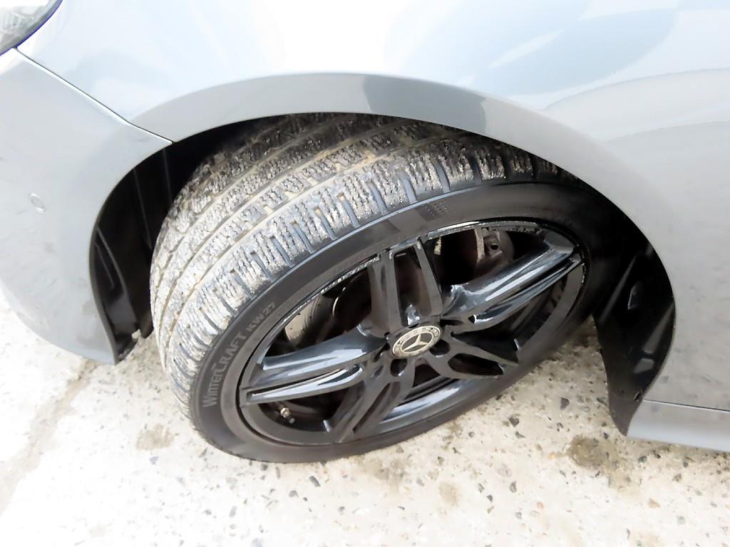 Mercedes Benz E class 2019 Gris - Importación desde Corea - HF Imports Iquique - Foto 20