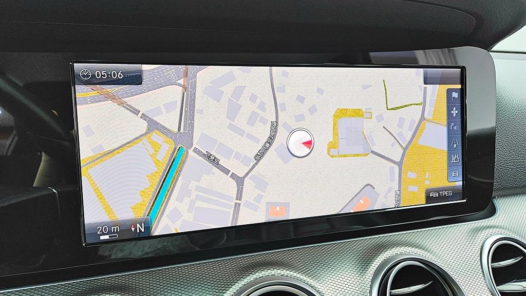 Mercedes Benz E class 2017 Blanco - Importación desde Corea - HF Imports Iquique - Foto 13