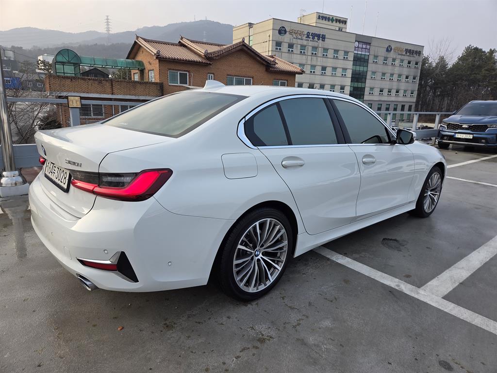 BMW 3 series - Vista 4