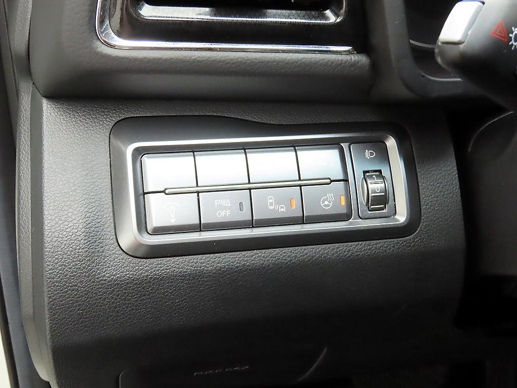 Ssangyong Tivoli 2022 Blanco - Importación desde Corea - HF Imports Iquique - Foto 13