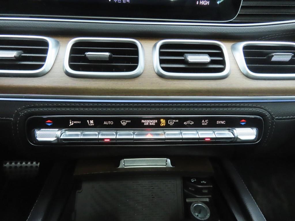 Mercedes Benz GLS Class - Vista 12