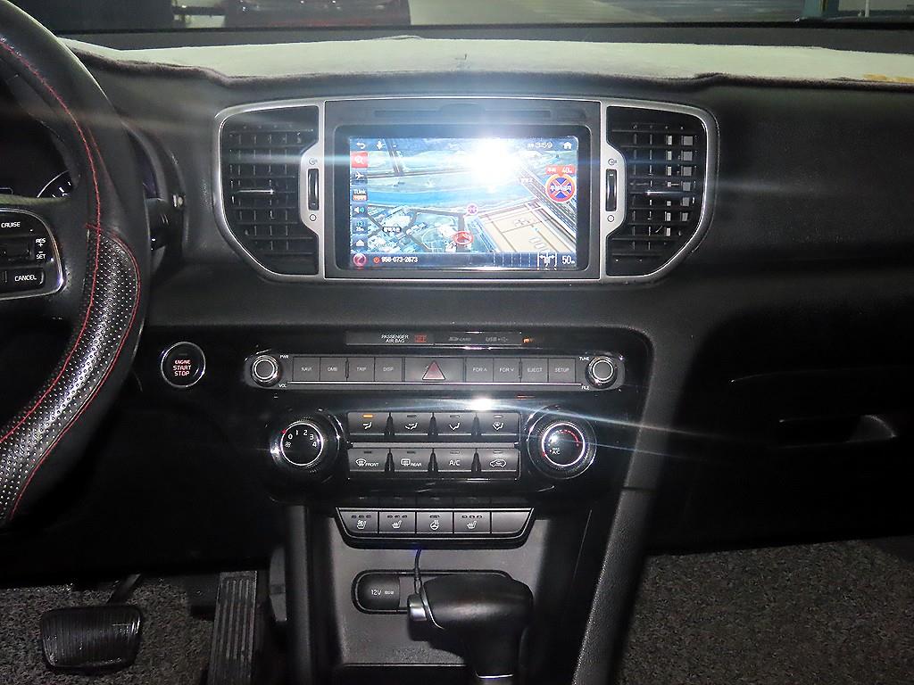 KIA Sportage - Vista 11