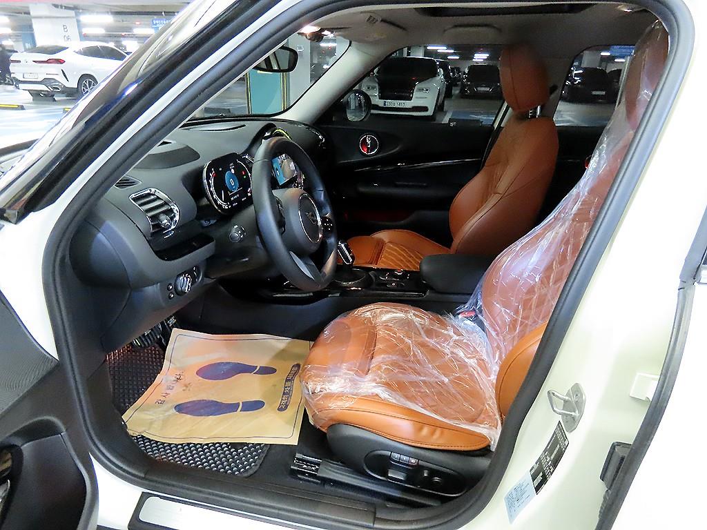 Mini Clubman - Vista 6