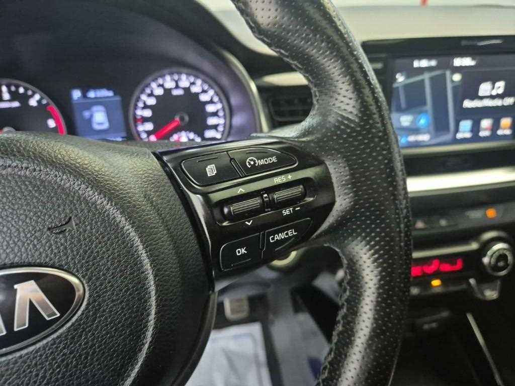 KIA Stonic 2018 Gris - Importación desde Corea - HF Imports Iquique - Foto 16