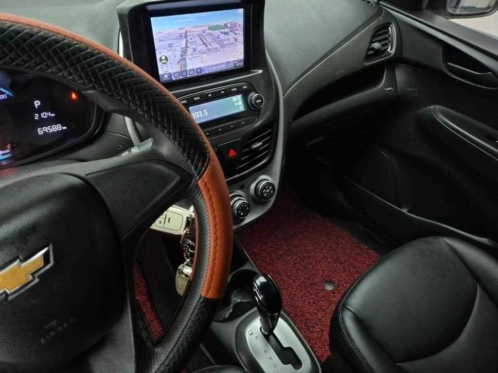 Chevrolet Spark - Vista 10