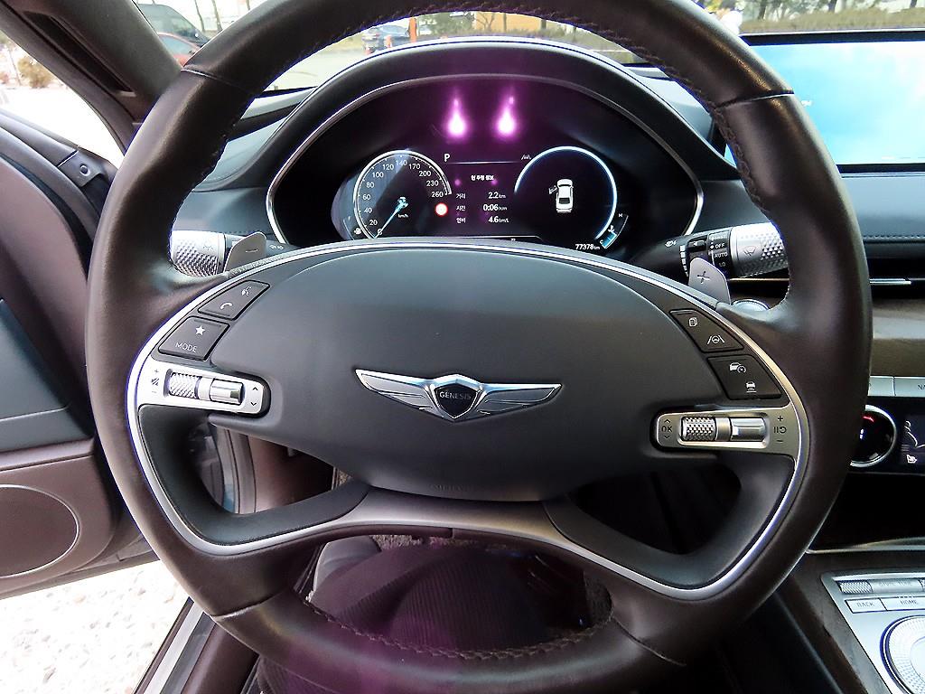 Genesis G80 - Vista 8